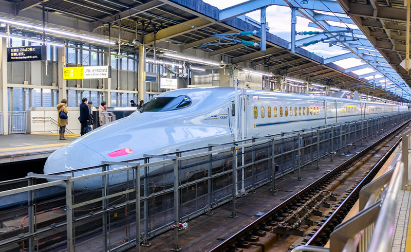 新幹線のイメージ写真